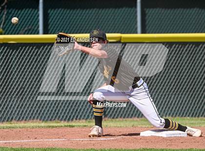 Thumbnail 1 in Galena @ Douglas (5A Northern Region Playoff) photogallery.