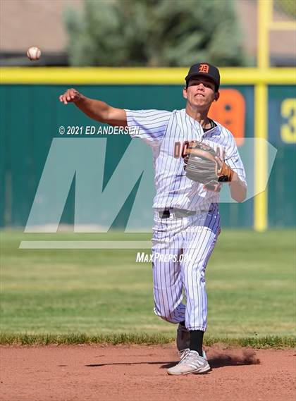 Thumbnail 2 in Galena @ Douglas (5A Northern Region Playoff) photogallery.