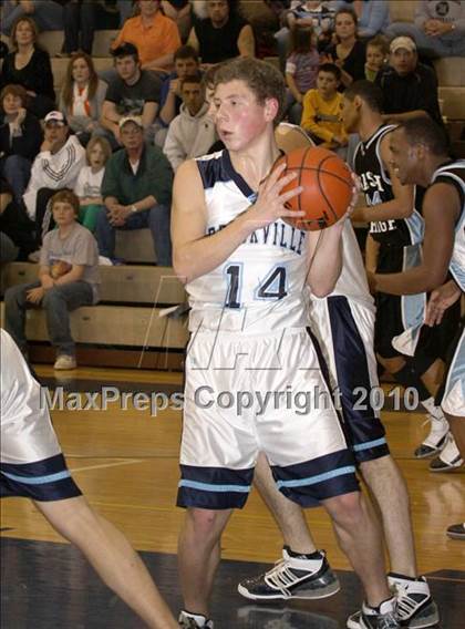 Thumbnail 2 in Washington vs. Brookville (PIAA Class AA First Round) photogallery.