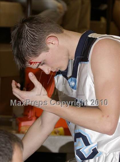 Thumbnail 1 in Washington vs. Brookville (PIAA Class AA First Round) photogallery.
