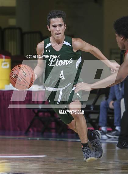 Thumbnail 3 in Hamilton vs. Leffell (Section 1 Class C Semifinal) photogallery.
