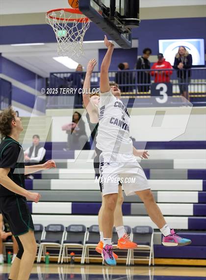 Thumbnail 1 in Mountain Vista vs. Corner Canyon (Corner Canyon Tournament of Champions) photogallery.