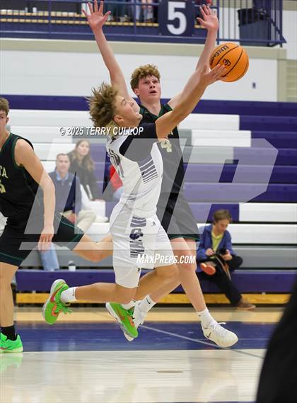 Thumbnail 2 in Mountain Vista vs. Corner Canyon (Corner Canyon Tournament of Champions) photogallery.