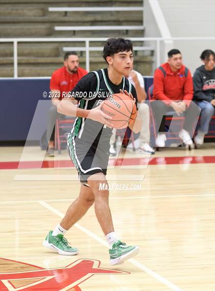 Thumbnail 2 in Pasadena vs Pearce (McDonald's Texas Invitational) photogallery.