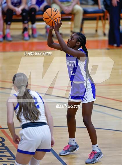 Thumbnail 3 in Trinity Christian vs. Brentwood (GIAA 2A Semifinal)  photogallery.
