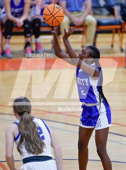 Thumbnail 2 in Trinity Christian vs. Brentwood (GIAA 2A Semifinal)  photogallery.