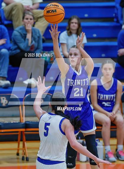Thumbnail 3 in Trinity Christian vs. Brentwood (GIAA 2A Semifinal)  photogallery.