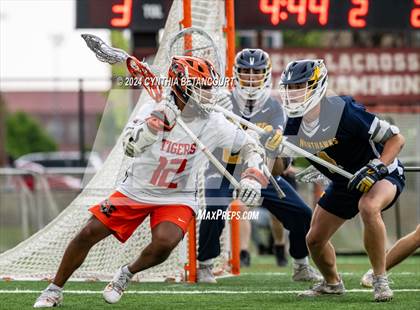 Thumbnail 3 in Erie vs Northfield (CHSAA 4A Final) photogallery.