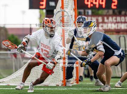Thumbnail 1 in Erie vs Northfield (CHSAA 4A Final) photogallery.