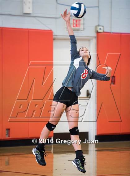 Thumbnail 3 in De La Salle @ McGehee photogallery.