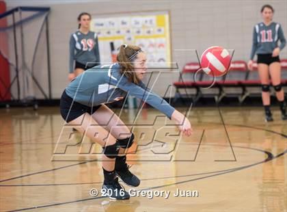 Thumbnail 3 in De La Salle @ McGehee photogallery.