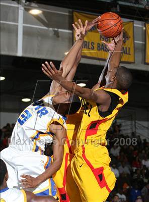 Thumbnail 1 in Dominguez @ Gahr photogallery.