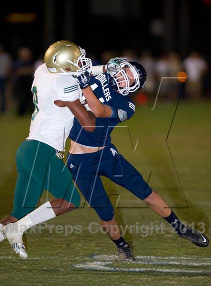 Thumbnail 2 in Long Beach Poly @ Bakersfield photogallery.