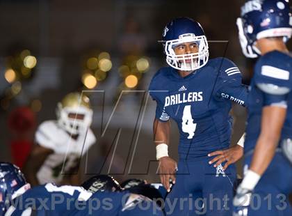 Thumbnail 1 in Long Beach Poly @ Bakersfield photogallery.