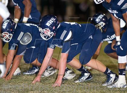Thumbnail 1 in Long Beach Poly @ Bakersfield photogallery.