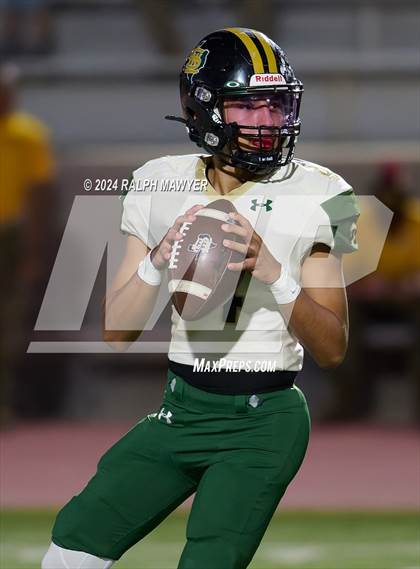 Thumbnail 1 in Pieper vs. Southwest Legacy Texas UIL 5A-1 Football Bi-District Playoff) photogallery.