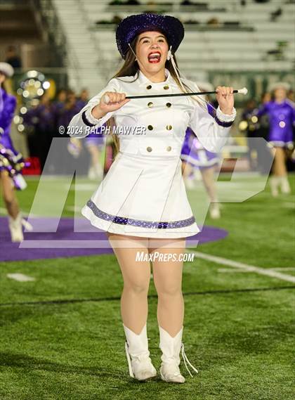 Thumbnail 2 in Pieper vs. Southwest Legacy Texas UIL 5A-1 Football Bi-District Playoff) photogallery.