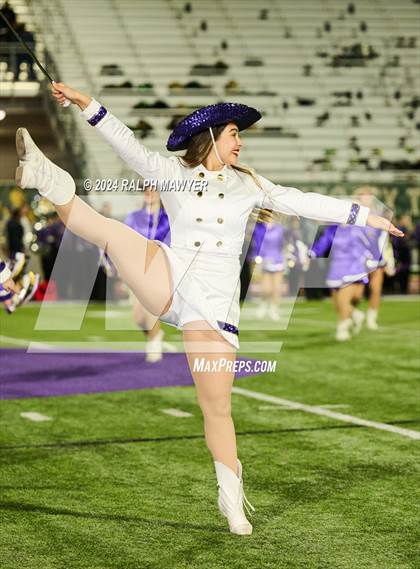 Thumbnail 1 in Pieper vs. Southwest Legacy Texas UIL 5A-1 Football Bi-District Playoff) photogallery.