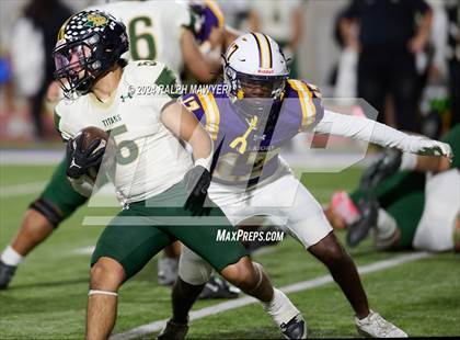 Thumbnail 2 in Pieper vs. Southwest Legacy Texas UIL 5A-1 Football Bi-District Playoff) photogallery.