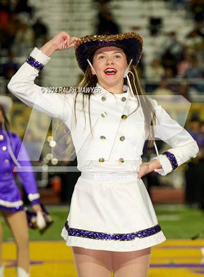 Thumbnail 1 in Pieper vs. Southwest Legacy Texas UIL 5A-1 Football Bi-District Playoff) photogallery.