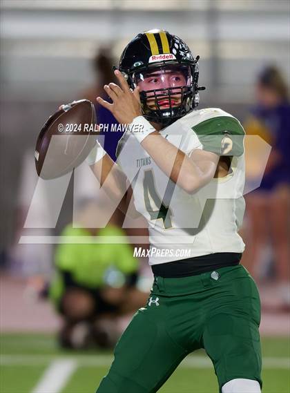 Thumbnail 3 in Pieper vs. Southwest Legacy Texas UIL 5A-1 Football Bi-District Playoff) photogallery.