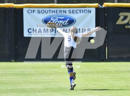 Thumbnail 3 in Nordhoff vs. Santiago (CIF-SS D6 Final) photogallery.