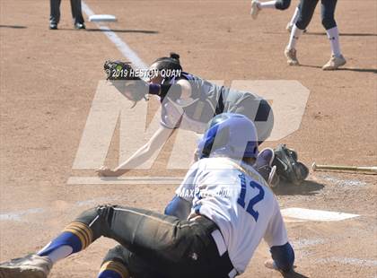 Thumbnail 3 in Nordhoff vs. Santiago (CIF-SS D6 Final) photogallery.