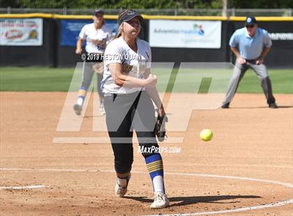 Thumbnail 3 in Nordhoff vs. Santiago (CIF-SS D6 Final) photogallery.
