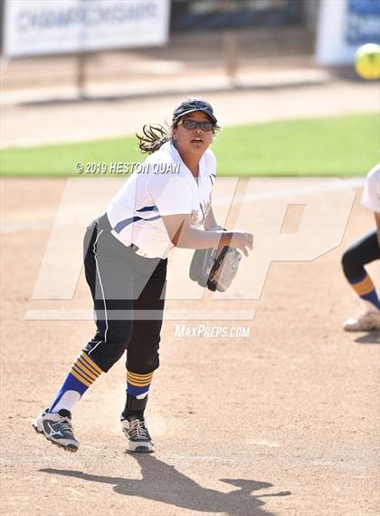 Thumbnail 1 in Nordhoff vs. Santiago (CIF-SS D6 Final) photogallery.