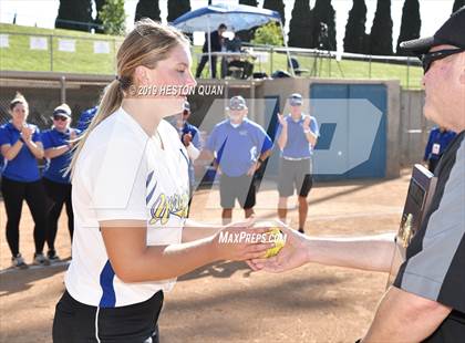 Thumbnail 2 in Nordhoff vs. Santiago (CIF-SS D6 Final) photogallery.