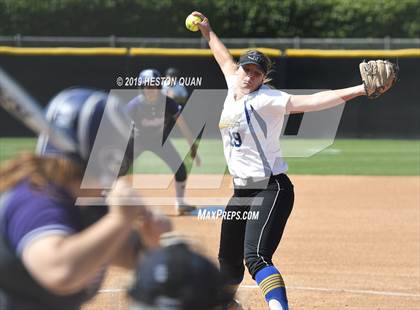 Thumbnail 1 in Nordhoff vs. Santiago (CIF-SS D6 Final) photogallery.