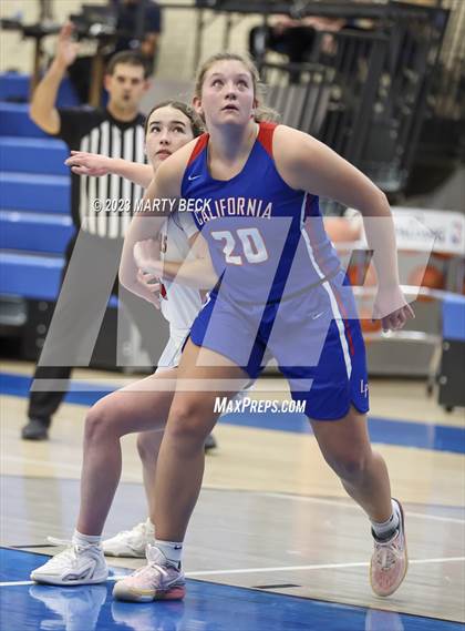 Thumbnail 2 in California vs West Plains (Bill Rowe's Queen City Showcase) photogallery.