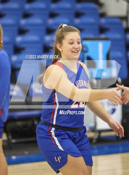 Thumbnail 1 in California vs West Plains (Bill Rowe's Queen City Showcase) photogallery.
