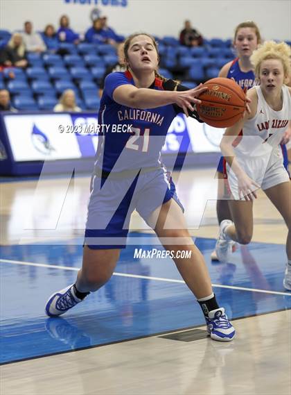 Thumbnail 1 in California vs West Plains (Bill Rowe's Queen City Showcase) photogallery.