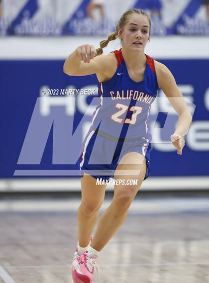 Thumbnail 1 in California vs West Plains (Bill Rowe's Queen City Showcase) photogallery.