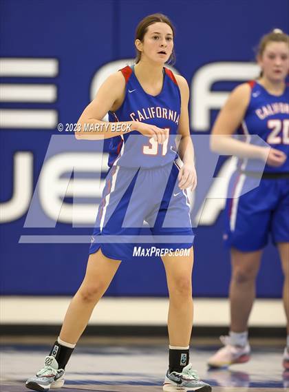 Thumbnail 1 in California vs West Plains (Bill Rowe's Queen City Showcase) photogallery.