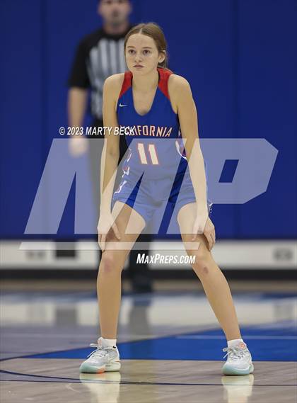 Thumbnail 2 in California vs West Plains (Bill Rowe's Queen City Showcase) photogallery.