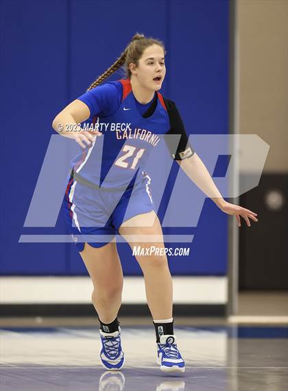 Thumbnail 1 in California vs West Plains (Bill Rowe's Queen City Showcase) photogallery.