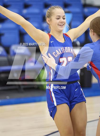 Thumbnail 3 in California vs West Plains (Bill Rowe's Queen City Showcase) photogallery.