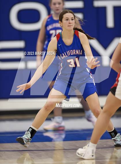 Thumbnail 2 in California vs West Plains (Bill Rowe's Queen City Showcase) photogallery.