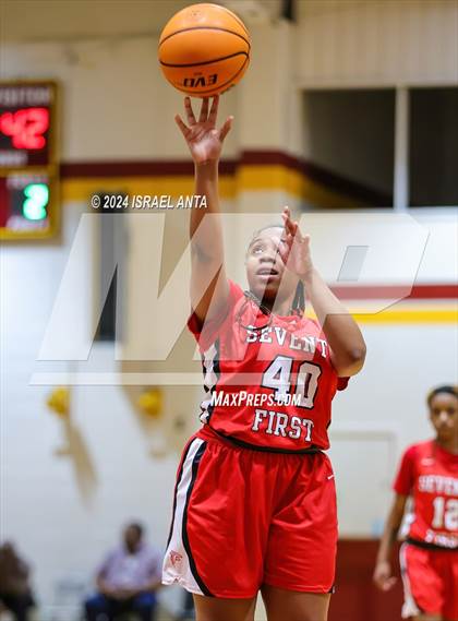 Thumbnail 2 in Seventy-First @ Douglas Byrd photogallery.