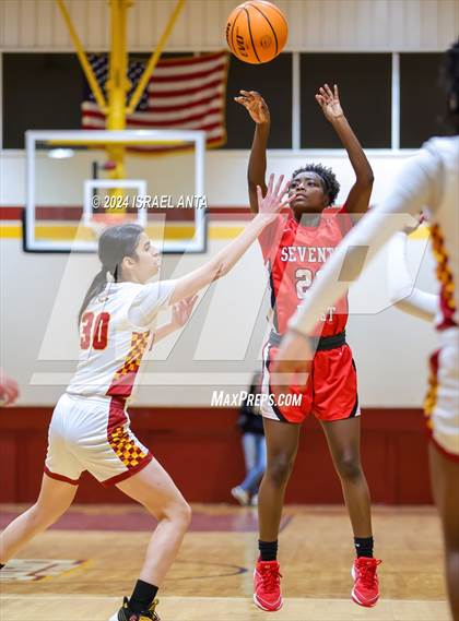 Thumbnail 3 in Seventy-First @ Douglas Byrd photogallery.