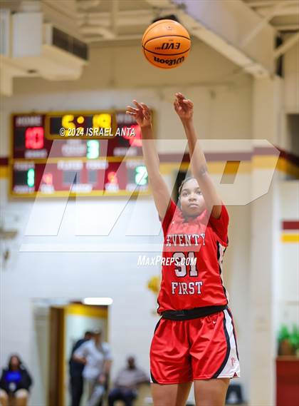 Thumbnail 3 in Seventy-First @ Douglas Byrd photogallery.