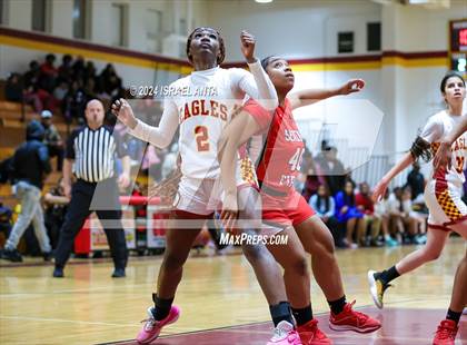 Thumbnail 2 in Seventy-First @ Douglas Byrd photogallery.
