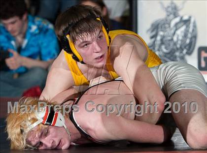Thumbnail 3 in CIAC Class LL Championships photogallery.