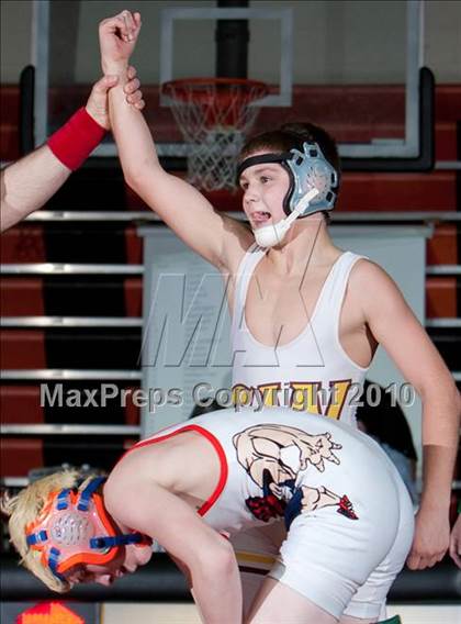 Thumbnail 1 in CIAC Class LL Championships photogallery.