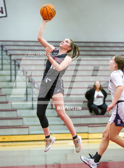 Thumbnail 1 in Viewmont vs. Hunter (Beetdigger Classic) photogallery.