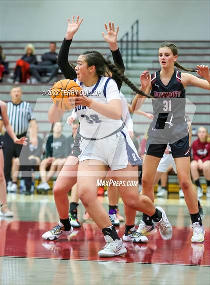 Thumbnail 2 in Viewmont vs. Hunter (Beetdigger Classic) photogallery.
