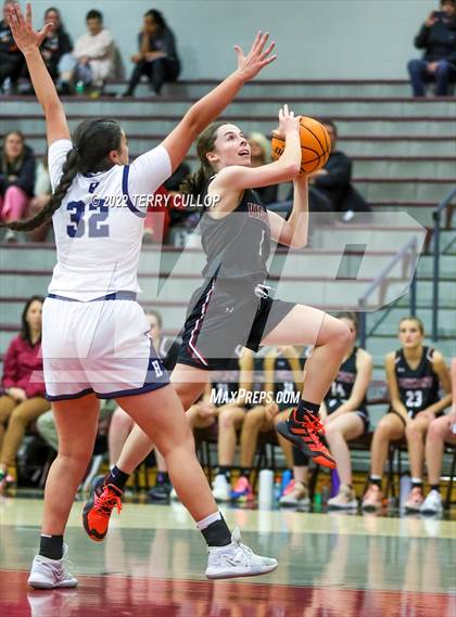 Thumbnail 1 in Viewmont vs. Hunter (Beetdigger Classic) photogallery.