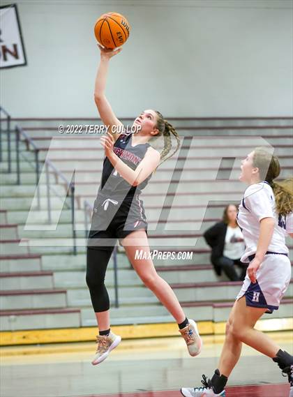 Thumbnail 2 in Viewmont vs. Hunter (Beetdigger Classic) photogallery.